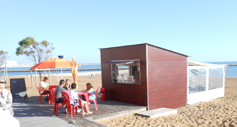 cabane-de-plage